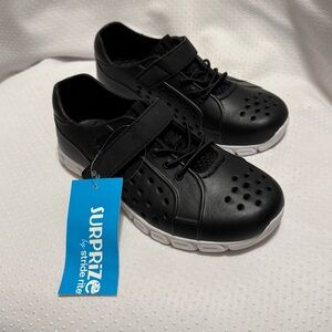 Stride‎ Rite Black Shoes Strap and Perforated Design Boys Size 11 New